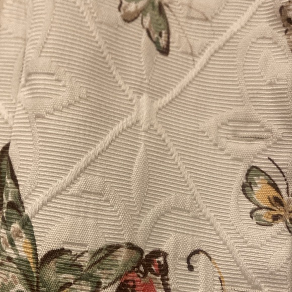 Size 6 Petite Alfred Dunner Ivory Textured Jacket with Pink Butterflies - Picture 4 of 13